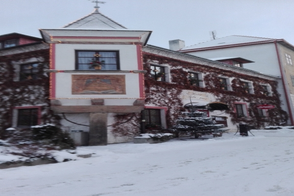 Hotel Bílá paní
